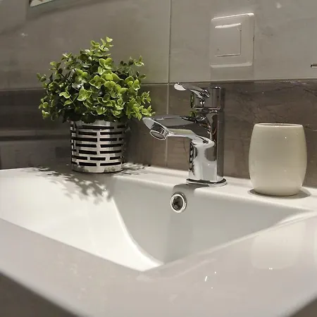City House - Golden Апартаменты *